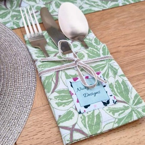 Table Runners & Napkins