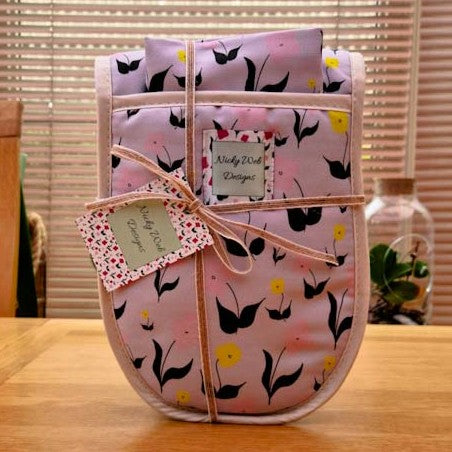 Double Oven Gloves – First Flowers (Lilac Dusk)