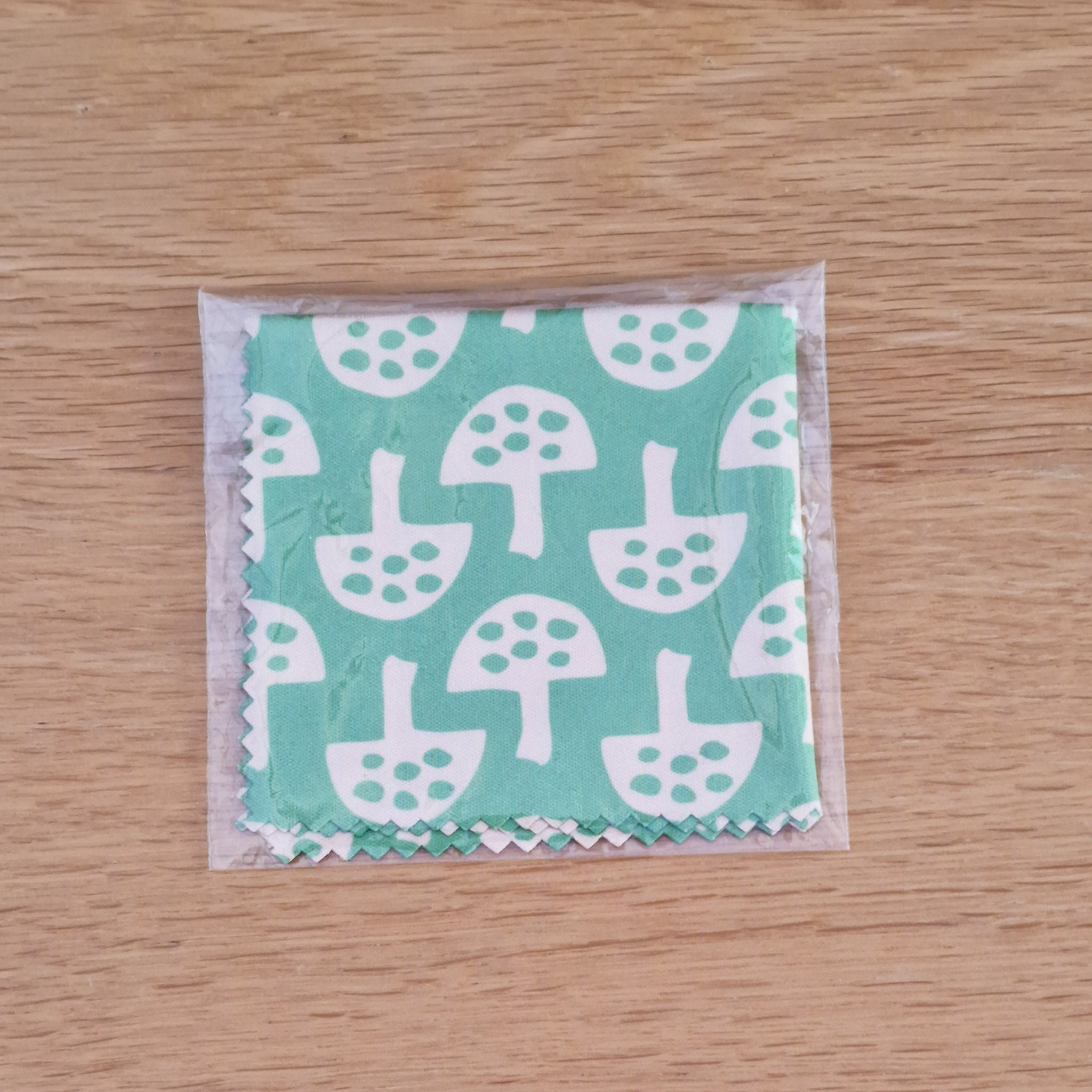 Glasses Cleaning Cloth – Glen Tanar Mushrooms