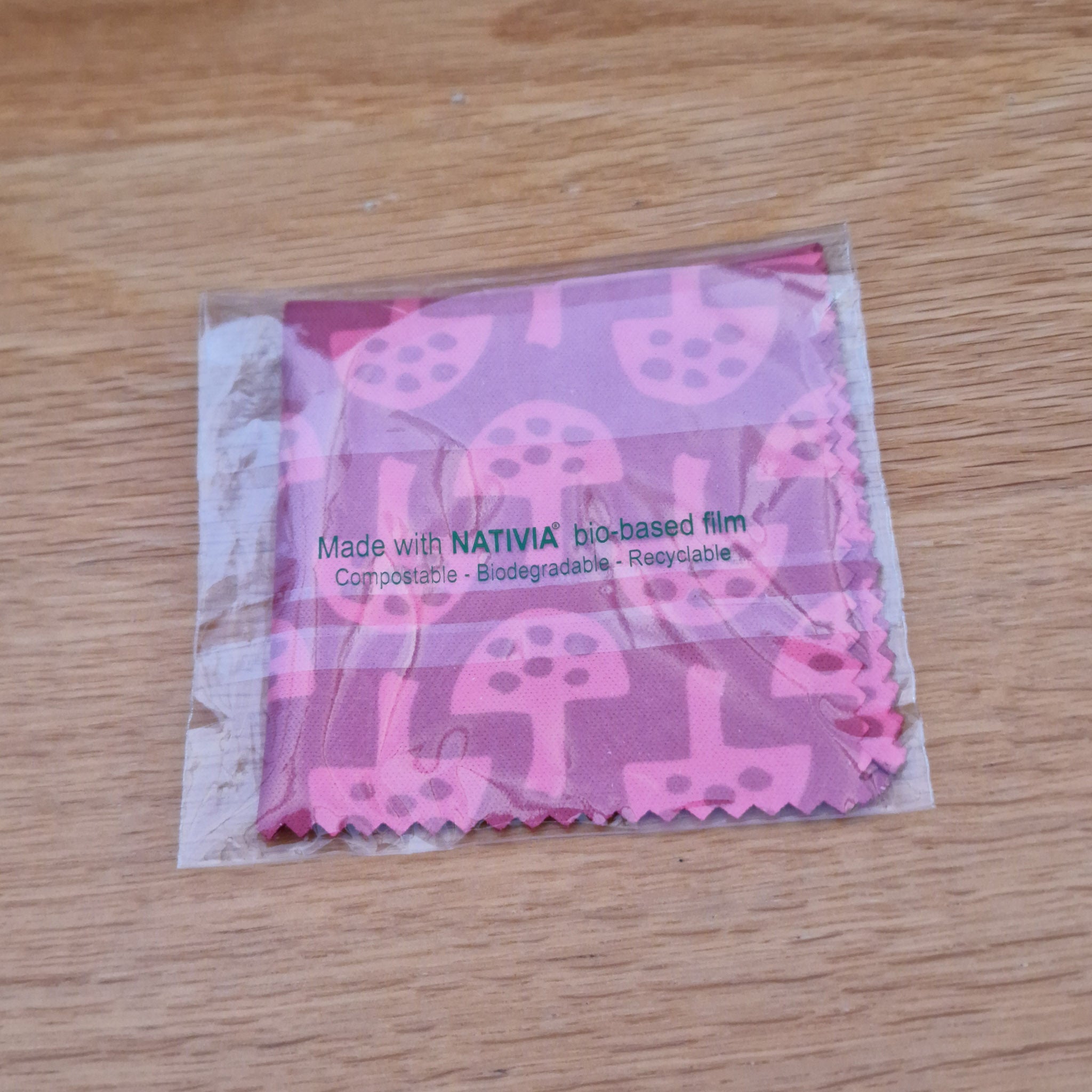 Glasses Cleaning Cloth – Glen Tanar Mushrooms