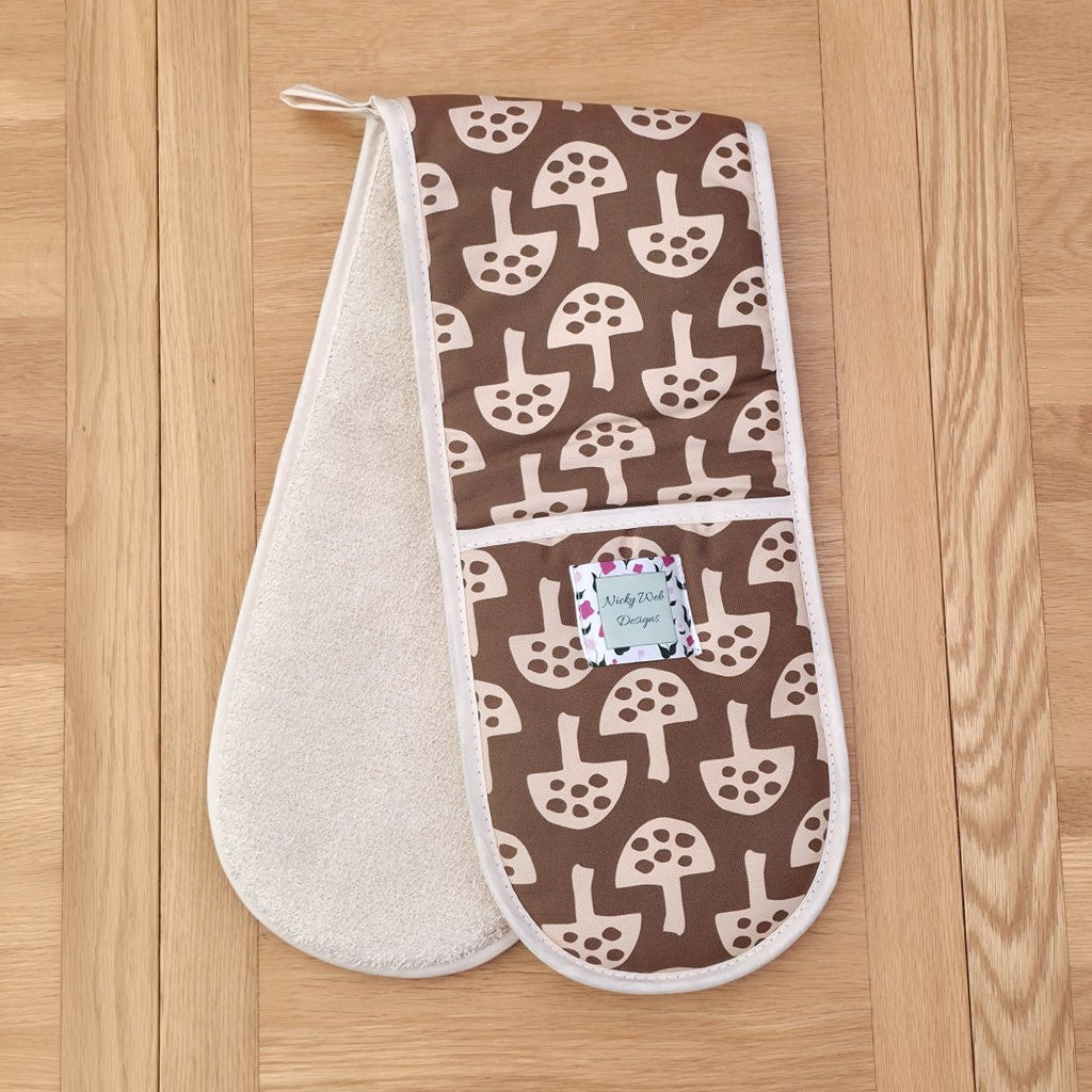 Double Oven Gloves – Glen Tanar Mushrooms (Brown Berry) - SAMPLE SALE
