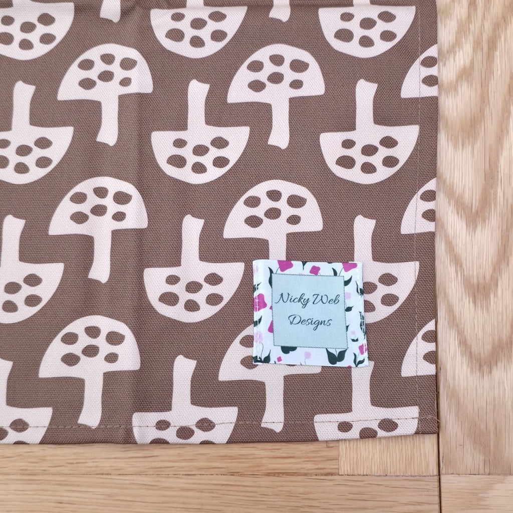 Organic Cotton Tea Towel – Glen Tanar Mushrooms (Brown Berry)